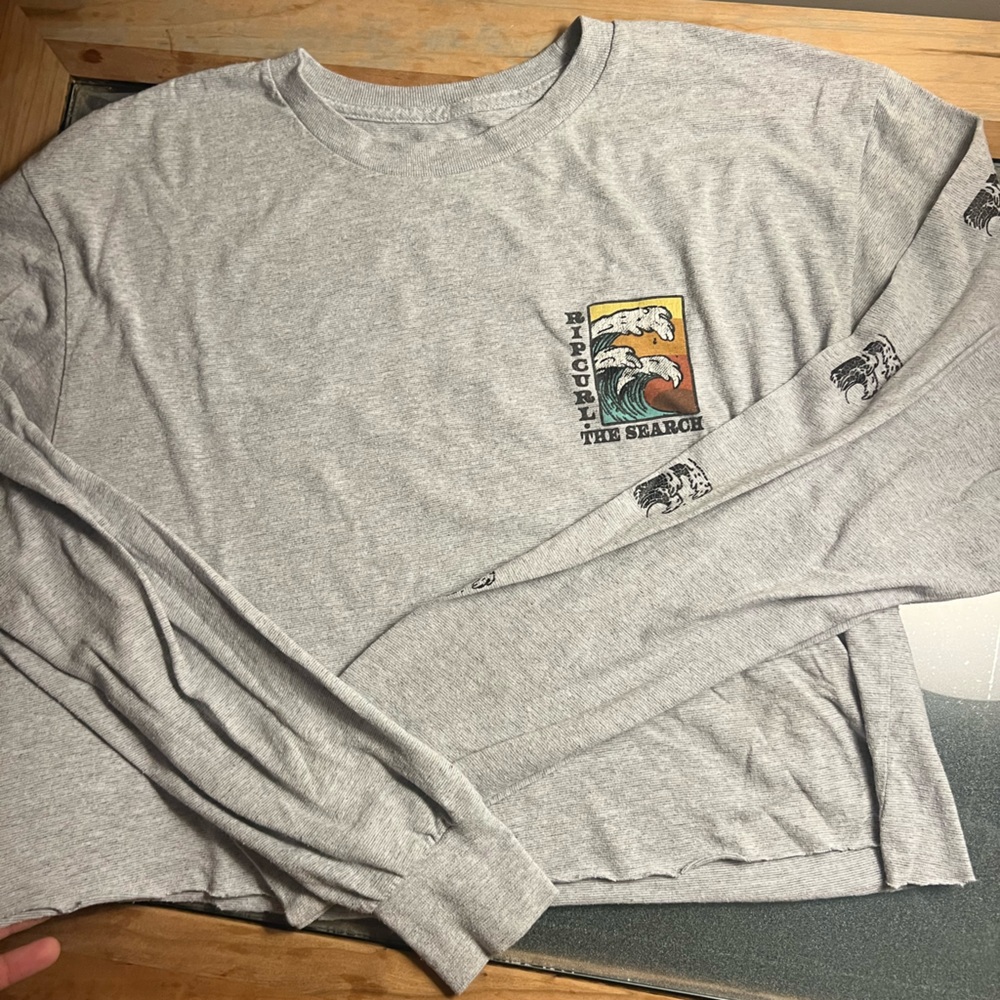 Rip curl long sleeve crop top